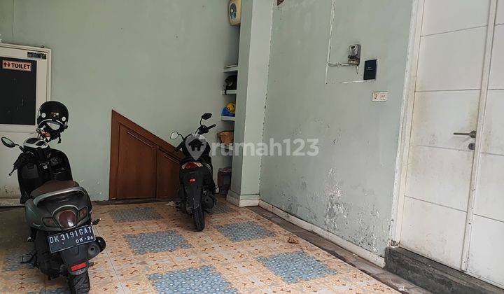 House for sale in South Keboiwa, Pandan Sari alley  2