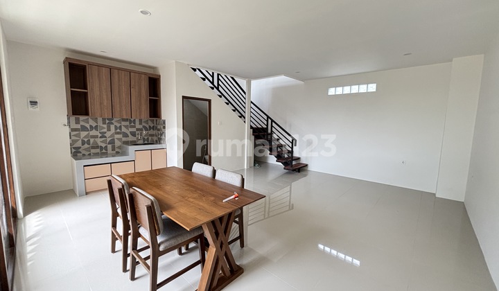 Available 8 Unit Villas for Long Lease in Semer Kerobokan, North Kuta.