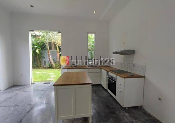 3 bedrooms villa for rent at Canggu, Tibubeneng, strategic location, close to Berawa area 2