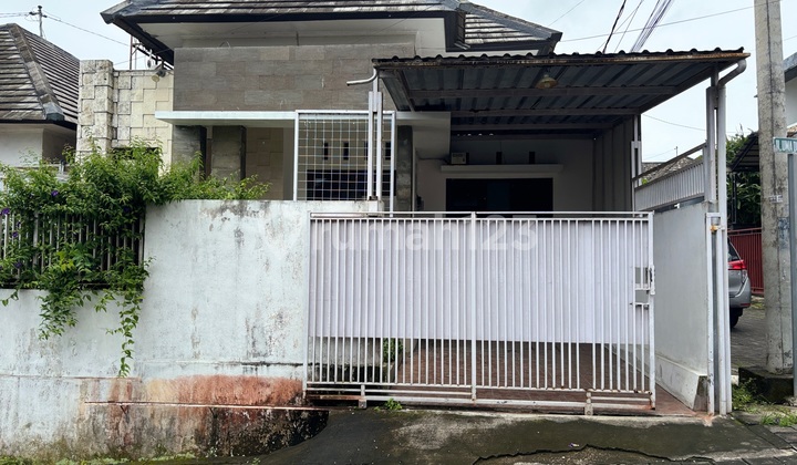 Rumah Sewa di Perm Taman Umadewi Residen Jl. Uma Dewi Utama, Buduk 2