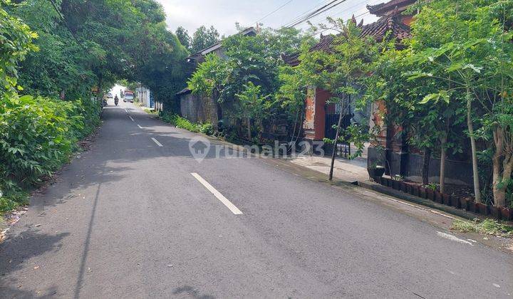 Dijual Rumah Di Jl Bung Tomo,  Denpasar Dengan Lingkungan Yang Tenang 2