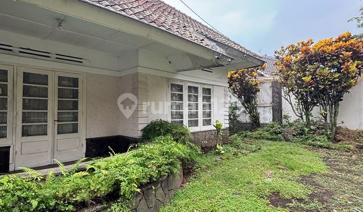 Rumah di Burangrang asia Afrika Gatot Subroto Bandung kota Nego