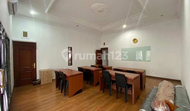 Dijual Rumah Cocok Untuk Kantor Pribadi Sayap Dago SHM Strategis Dijual Rumah Cocok Untuk Kantor Pribadi Sayap Dago SHM Strategis