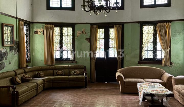 Cheapest Classic House Price Negotiable in Bandung City Center Burangrang 2