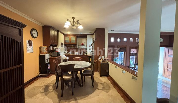 Well-Maintained Comfortable House Near Pasteur Toll Road PVJ Bandung City 2