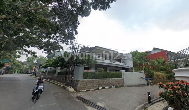 Rumah dekat pintu Tol pasteur dan Maranatha di Setrasari Sutami 