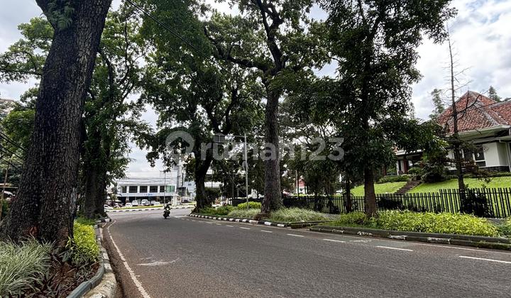 Rumah Classic Belanda di Cipaganti Cihampelas Bandung Kota