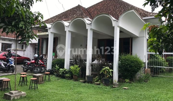Rumah heritage belakang Gedung sate dekat ITB Bandung Kota 1