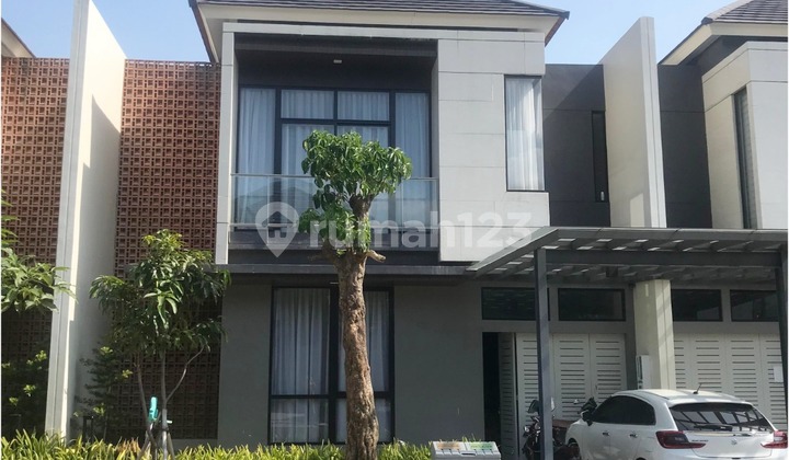 Rumah siap huni di Summarecon Emily Bandung Kota Strategis Nego