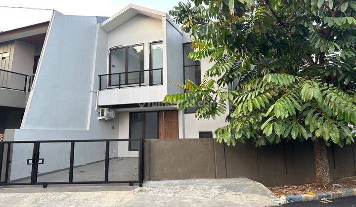 Disewakan Rumah Modern Glass House Melati Mas Blok N Kosongan AC 1