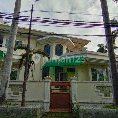 Rumah mewah siap huni di jalan Bisma 18 Sunter Jakarta Utara  1