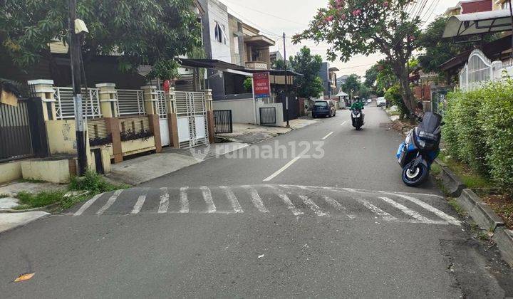 RUMAH 2 LANTAI DI  PONDOK INDAH JAKARTA SELATAN  2