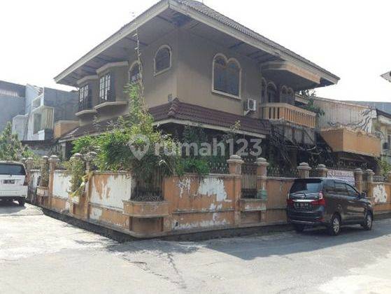 Rumah Hook Di Griya Agung Sumur Batu Kemayoran  1