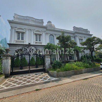 Rumah Mewah Para Sultan Di Ebony Golf Pik Jakarta Utara  1