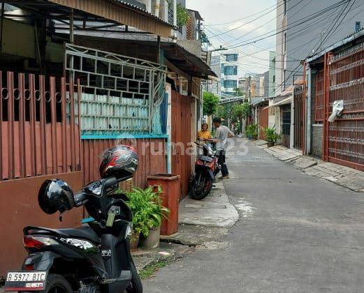 Rumah 2 Lantai Di Batu Ceper Jakarta Pusat  2