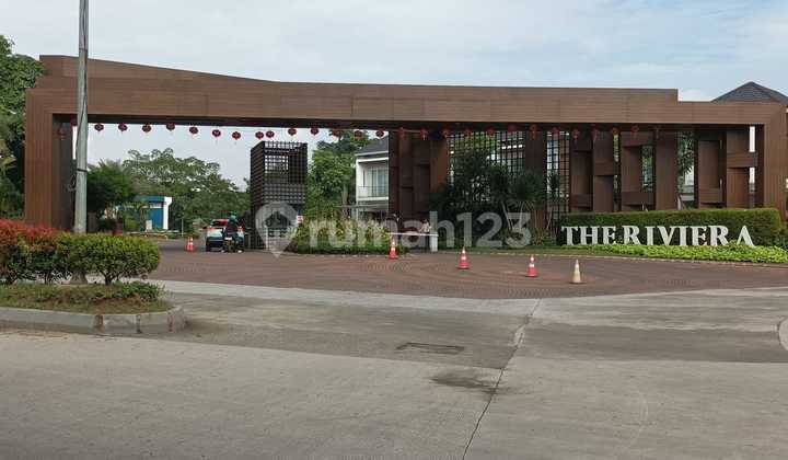 Rumah Cantik di The Riviera Metland Puri