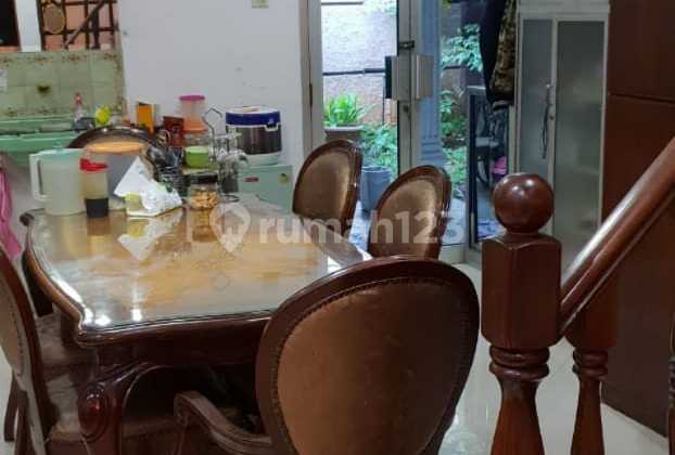 Rumah megah kokoh sangat strategis bebas banjir di Otista Jakarta timur 11