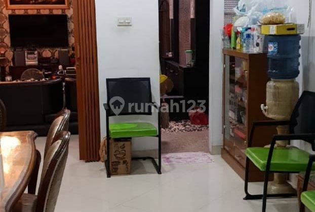 Rumah megah kokoh sangat strategis bebas banjir di Otista Jakarta timur 15