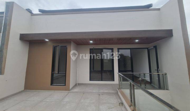 Dijual Cepat Rumah Cantik 2 Lantai Melati Mas, Sudah Renov Rapi 2