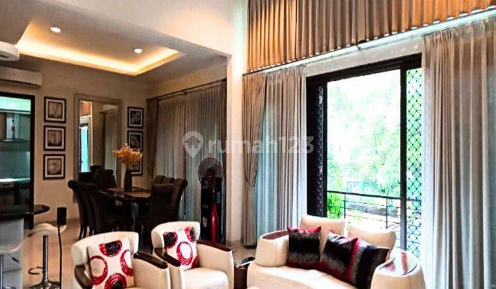 Disewakan Rumah Mewah 2 Lantai BSD City Full Furnish Bagus Rapi 1