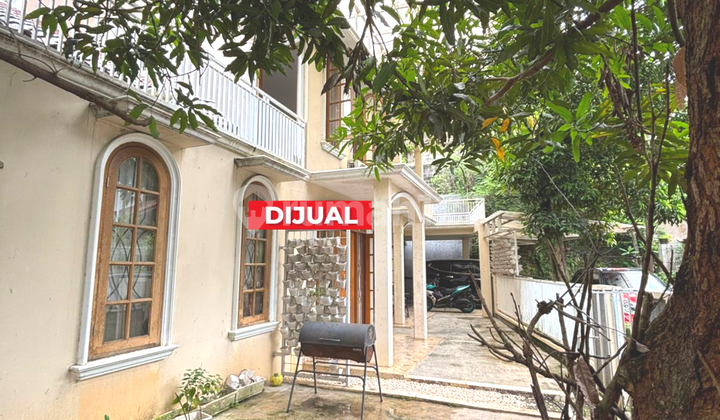 FOR SALE Modern Hook House Ready to Live In Bintaro Jaya Sector 2