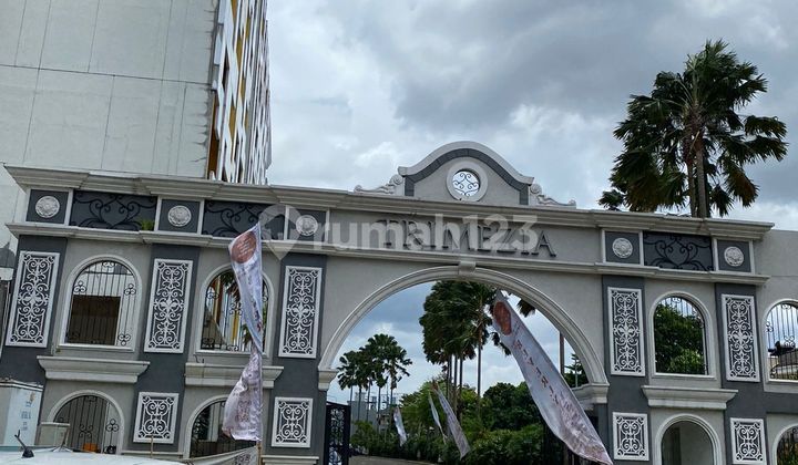 FOR SALE Beverly 90210 Trimezia Gading Serpong Apartment