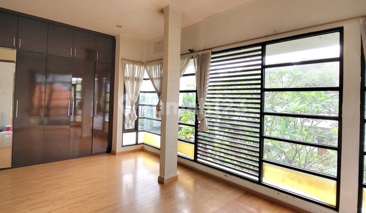 FS/ED Rumah Siap Huni di EMERALD, BINTARO JAYA 2