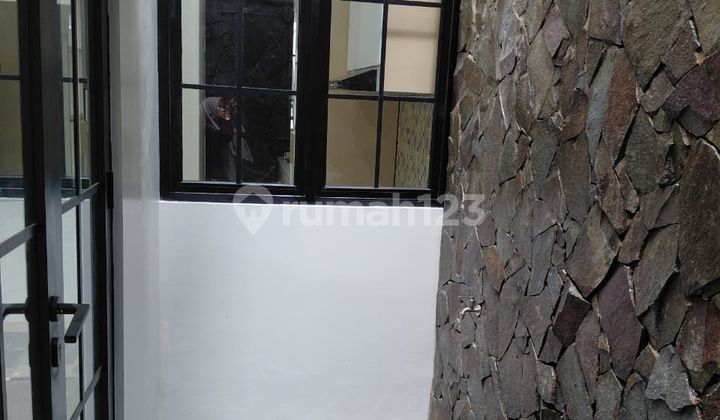 Dijual Rumah Brand New di Griyaloka Bsd