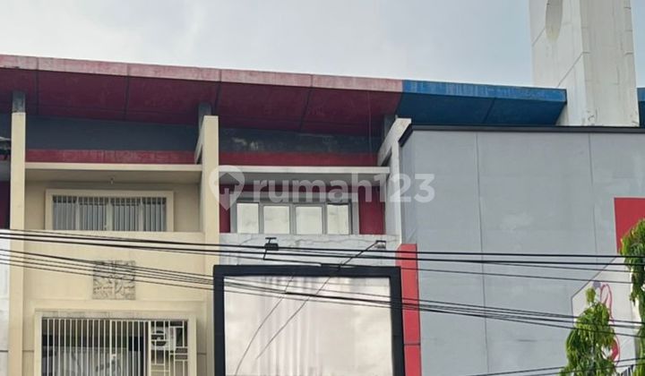 FOR RENT: 4-STORY SHOPHOUSE ON JL KH JUANDA CIPUTAT TANGERANG