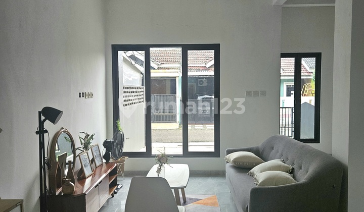 2-Storey Renovated House in Nusaloka, the Price is Very Good 2