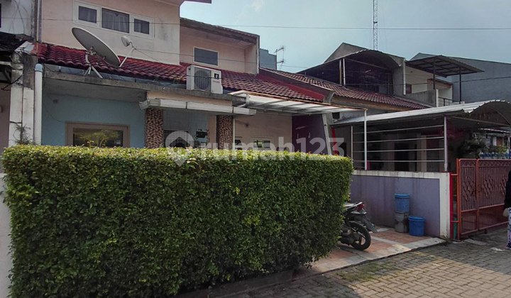 Rumah Murah 1.5lt Dkt Lrt Cikunir 1 & Tol Jtbening Di Jl Ratna 1