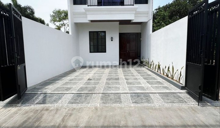 Rumah Baru⁩ Mewah Modern American Classic di Jatiluhur Jtasih 2