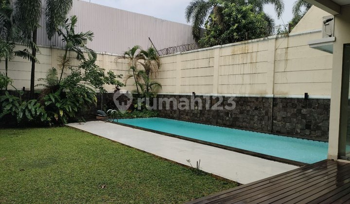 Rumah Mewah Dgn Private Pool Strategis di Jl. Bangka Kemang Jaksel 2