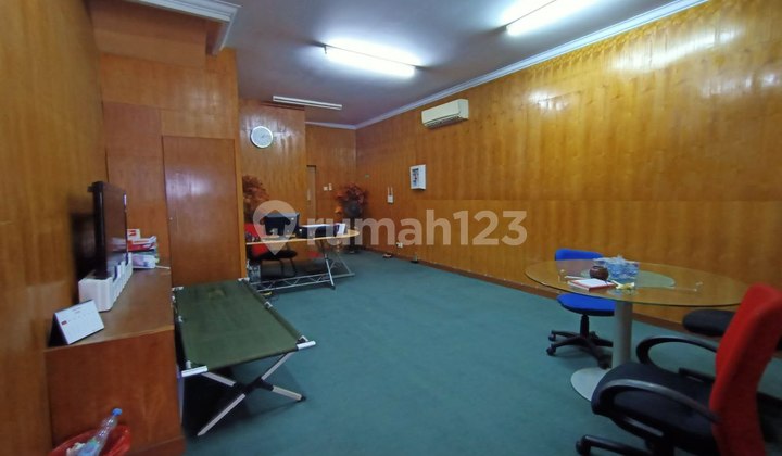 Ruko di dlm pusat pertokoan Besar Lokasi strategis di Jatiwaringin  7