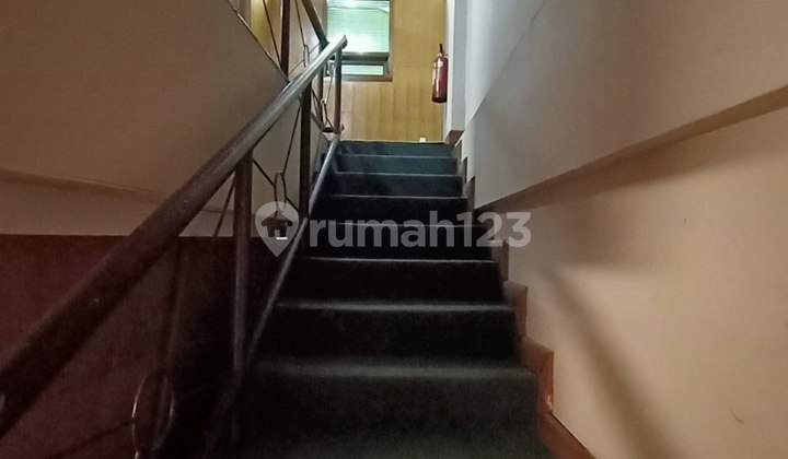 Ruko di dlm pusat pertokoan Besar Lokasi strategis di Jatiwaringin  11