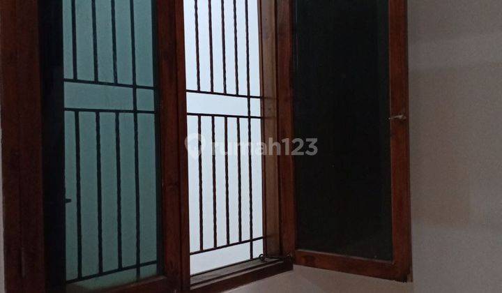Rumah Second 1,5lt dlm cluster di Jati Cempaka Jtwaringin dkt Ke Tol Pondok Gede  6