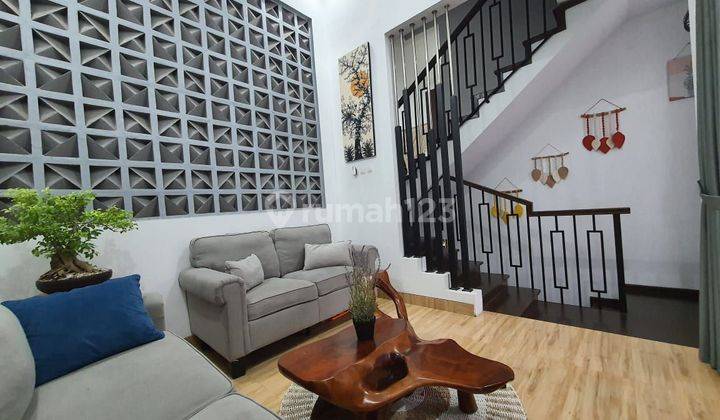 Rumah Mewah 3lt Kualitas Premium Dlm Perumahan Elit Di Jatimakmur Pd Gede 2