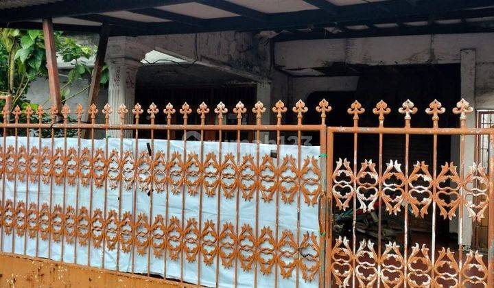 RUMAH HITUNG TANAH dlm KOMPLEK BESAR di JATIMAKMUR  2