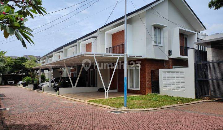 RUMAH BARU 2LT DLM EKSKLUSIF CLUSTER STRATEGIS JATIWARINGIN JAKARTA TIMUR  2