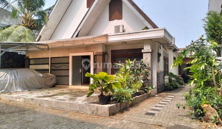 Rumah 1Lt Hitung Tanah STRATEGIS 10m dr Jl RS FATMAWATI RAYA DI KEBAYORAN BARU 1