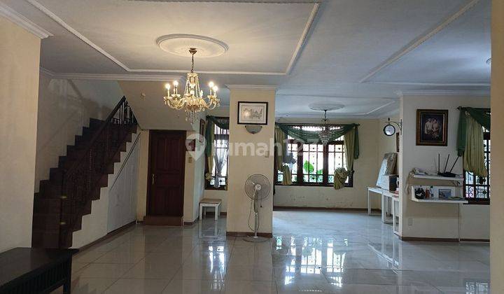 Rumah Classic 2lt Siap Huni Semi Furnish Komplek Di Duren Sawit Jaktim  2