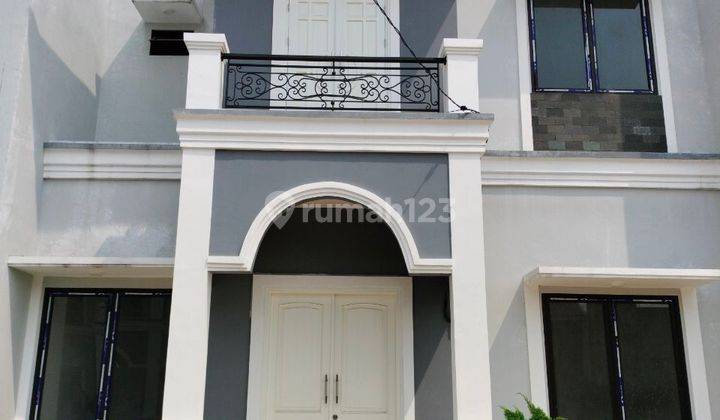 Rumah Baru 2lt American Classic Material Premium Di Jtwaringin  2