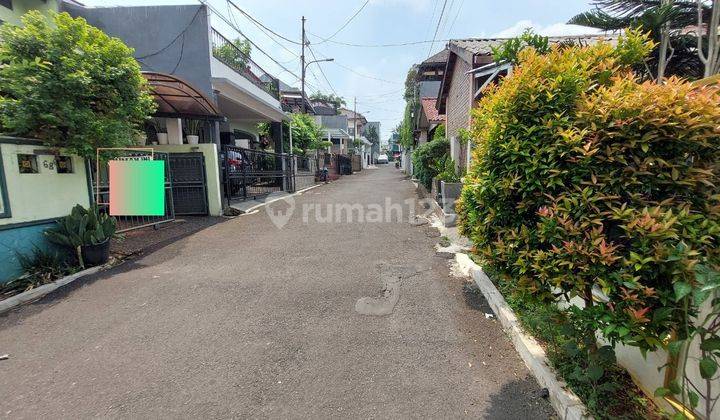 RUMAH Classic 1lt Strategis 200m ke RS Harapan Bunda di Ciracas 2