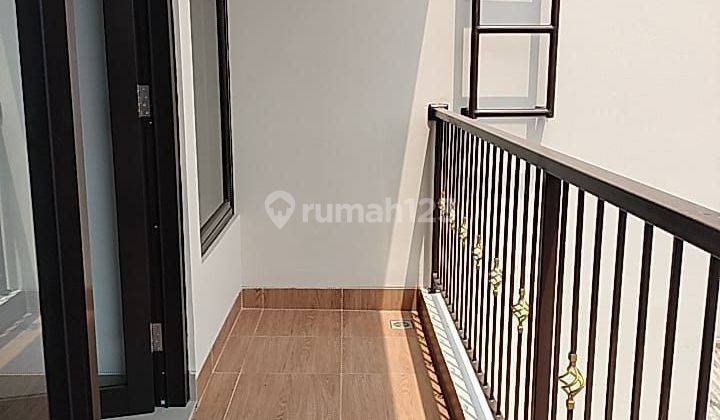 New House Scandinavian Lt 125m Ada Backyard Dlm Perumahan Di Kodau  2