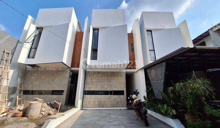 Rumah Modern 2lt 100m Ke St. Lrt Jtbening Di Curug Pd Kelapa 1