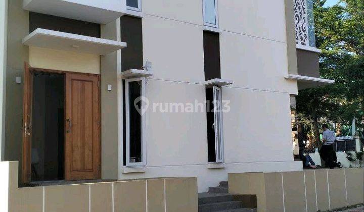 Rumah Baru Full Furnish Dlm Townhouse Premium Di Cipinang Besar 1