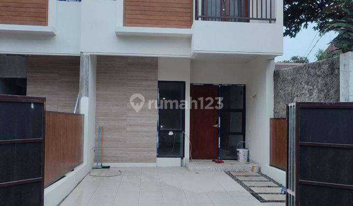 Rumah Modern Murah 2lt Strategis 50m Ke Jl Raya Kodau Dkt Jtbening 1