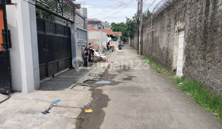 Cheapest 2-Story Renovated New House 10m to Jagakarsa Main Road 2