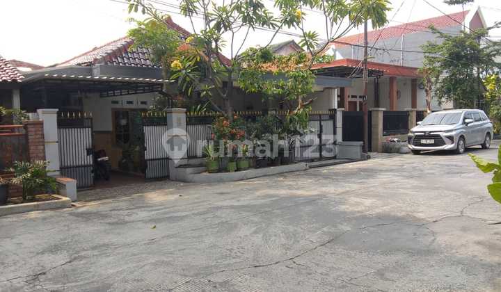 Rumah Lama Kokoh Layak Huni Lt 200m Di Komplek Pemda Jtasih