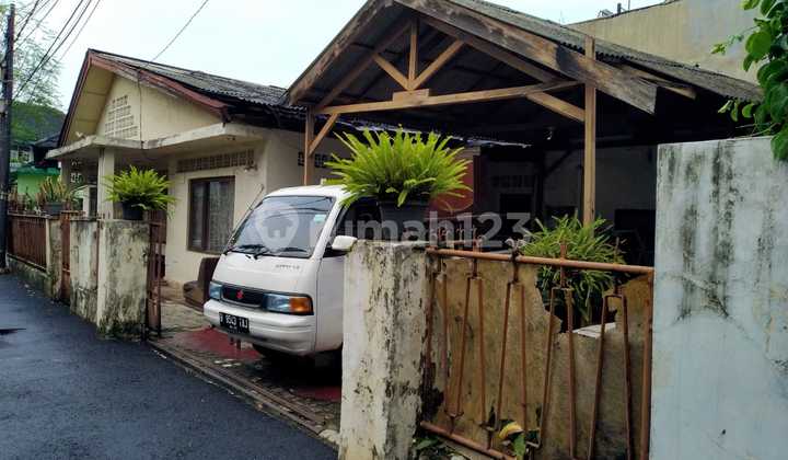 For Sale. Old House in West Tebet Dalam.